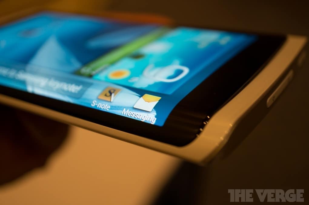 Samsung móvil pantalla flexible notificaciones