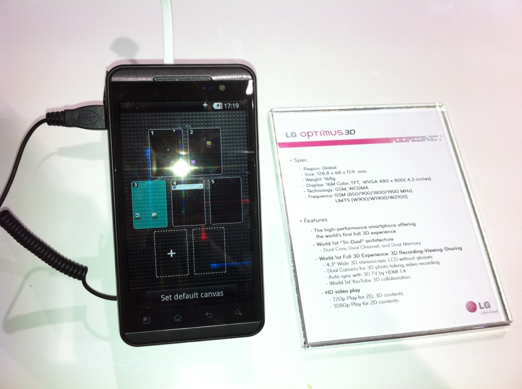 LG Optimus 3D
