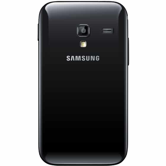 Samsung Galaxy Ace Plus trasera